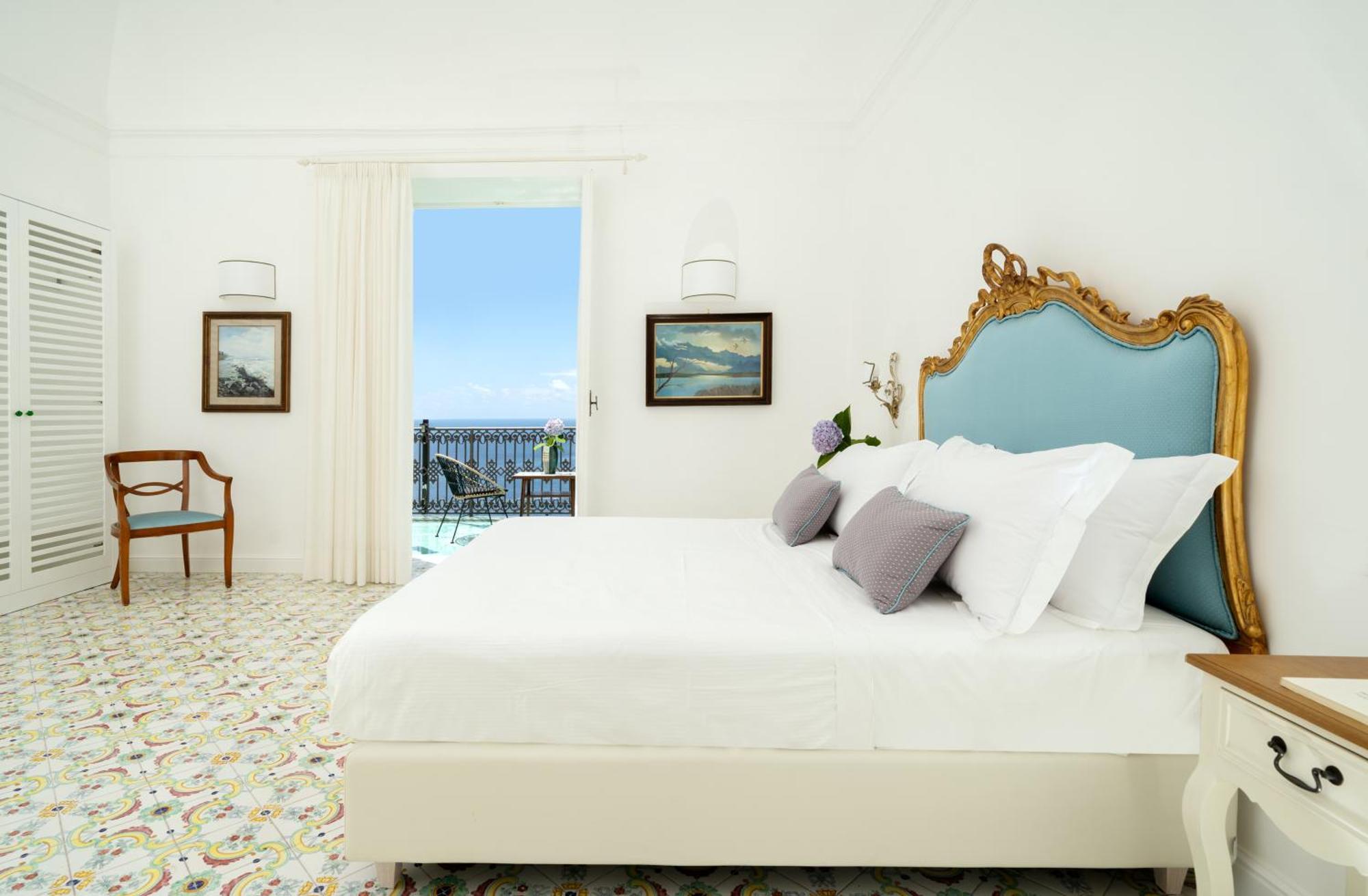 Hotel Punta Regina Positano Bilik gambar